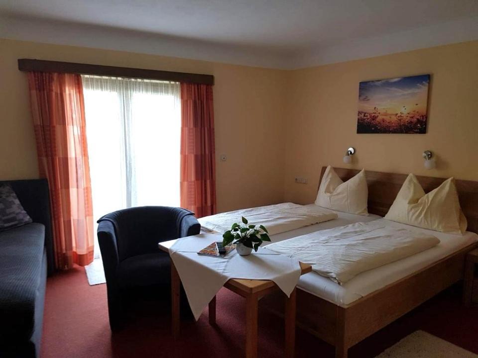 Hotel Garni Edelweiss ジークスドルフ エクステリア 写真