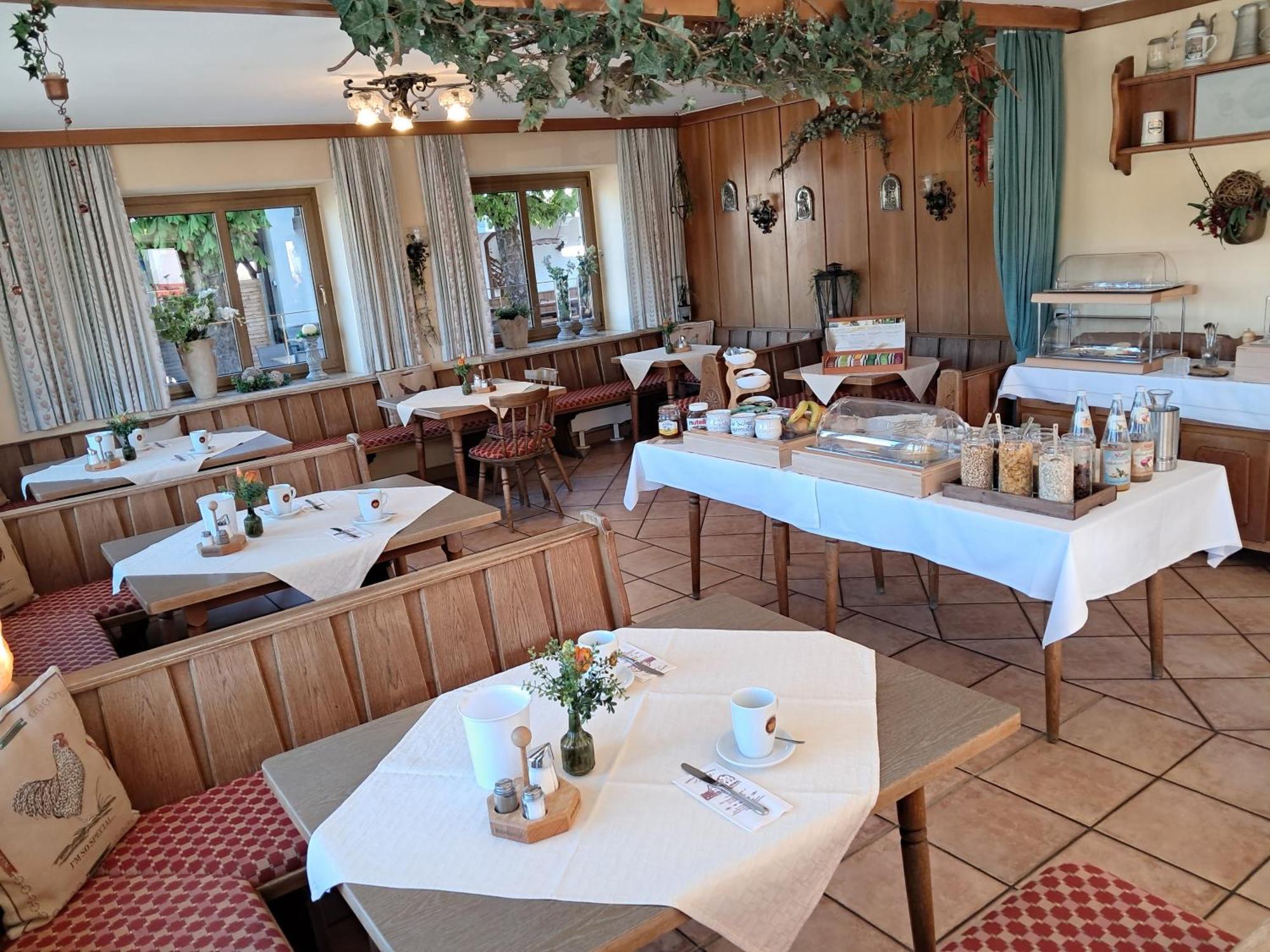 Hotel Garni Edelweiss ジークスドルフ エクステリア 写真