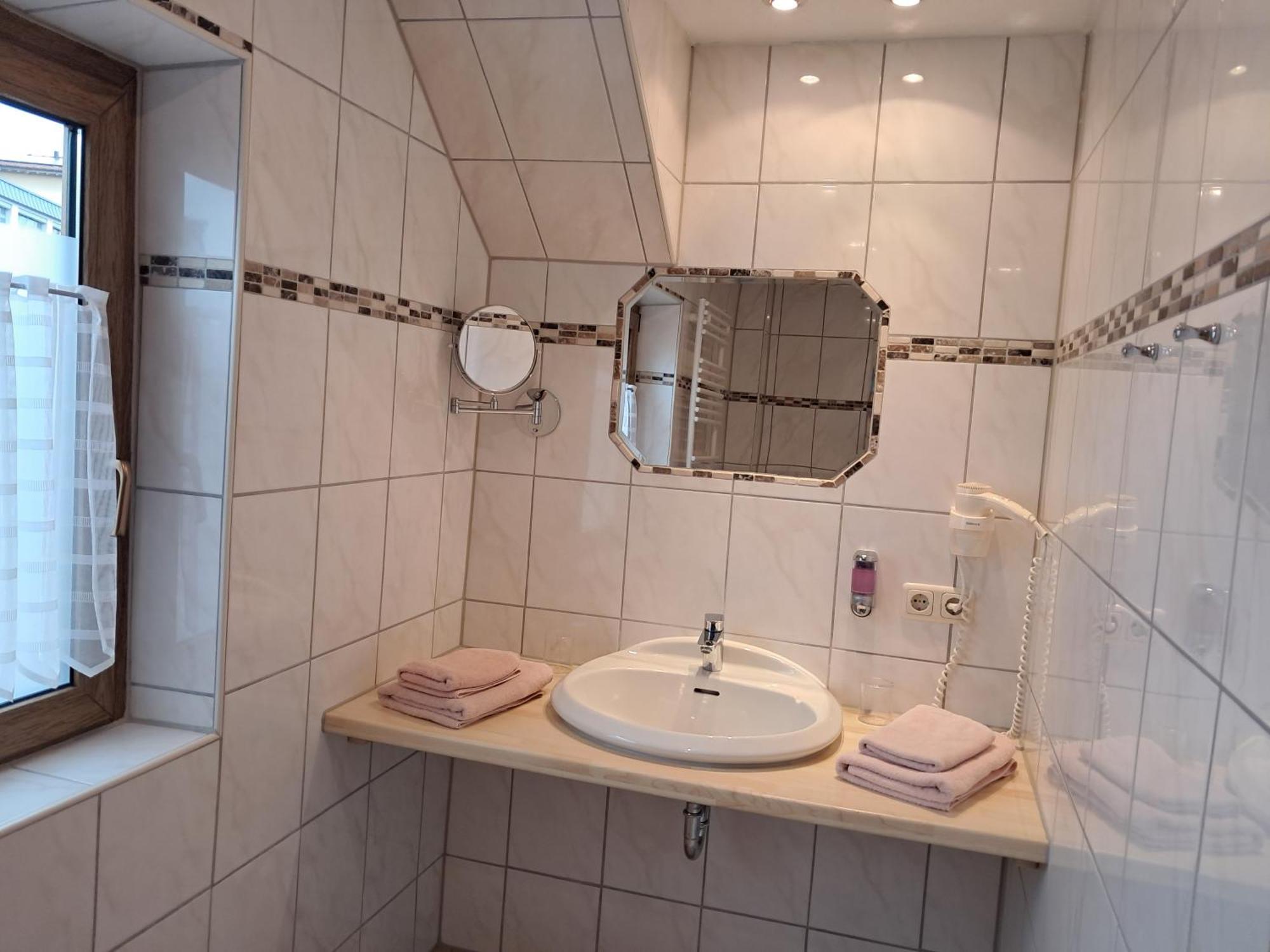Hotel Garni Edelweiss ジークスドルフ エクステリア 写真
